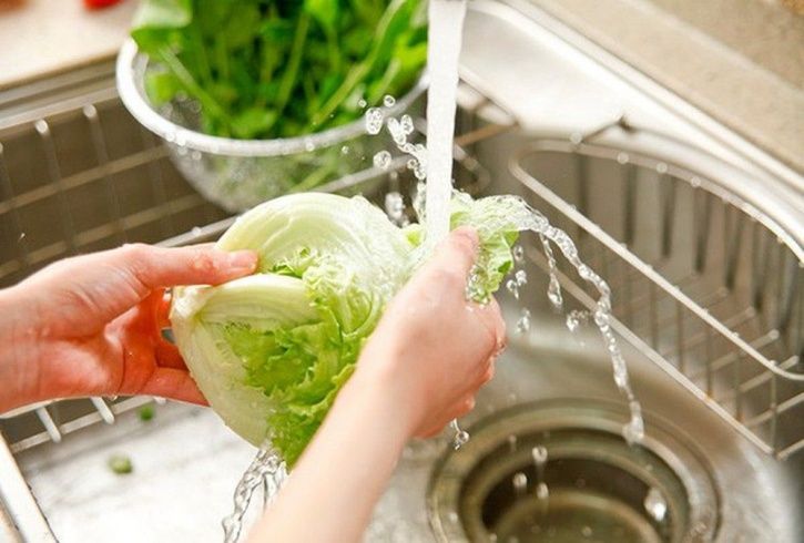 7 Of The Most Common Food Items You Have Been Washing Incorrectly All This While