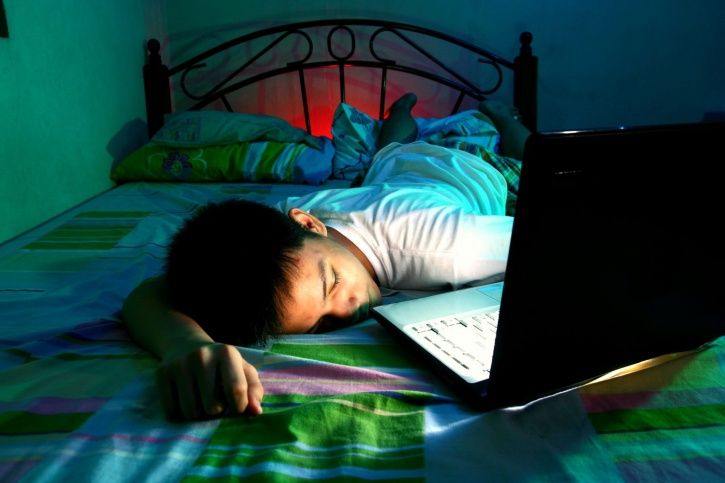 Contrary To Popular Belief Every Hour Of Screen Time Only Disrupts 3-8 Minutes Of Sleep For Children