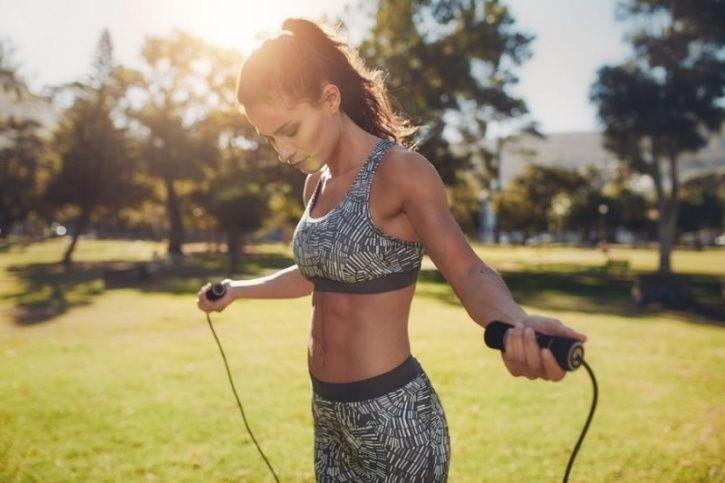 Here’s How You Can Lose Weight With Just A Jump Rope