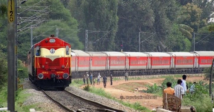 India, Nepal, passenger train, December, Jayanagar, Bihar, China, check post