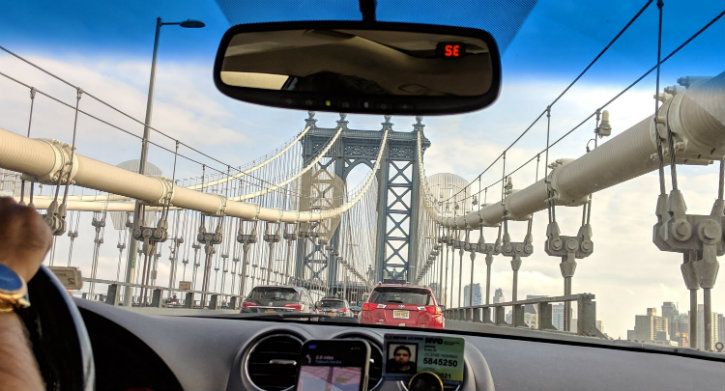 manhattan bridge through an uber on pixel 3 xl