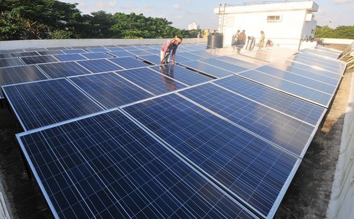 people from kochi using solar power to save environment