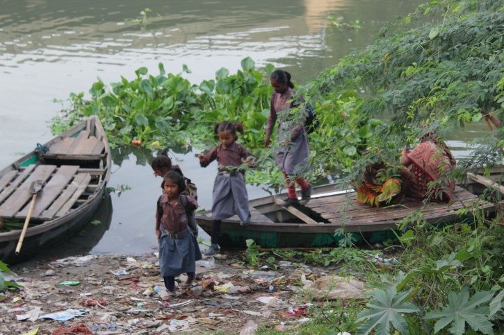 Children, Yamuna river, boat ride, Shani mandir, Chilla village, gyan shakti vidyalaya