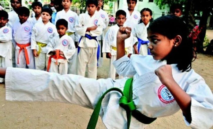 compulsory self-defence for children in schools, make self-defence classes compulsory