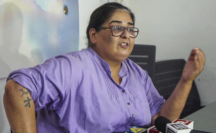 Vinta Nanda Files Police Complaint Against Alok Nath