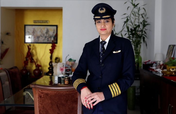 India, commercial pilots, female, China, IndiGo, SpiceJet, aviation industry