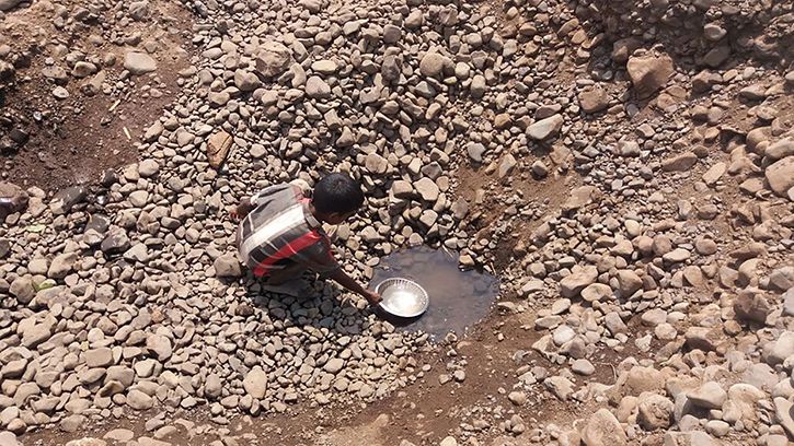 Madhya Pradesh Helpline Tells Farmer: Will Fix Hand Pump On Chest