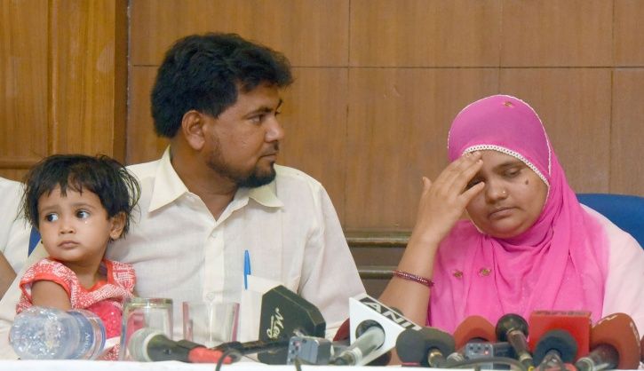2002 Gujarat Riots: SC Orders Gujarat Govt To Pay Rs 50 Lakh Compensation To Bilkis Bano