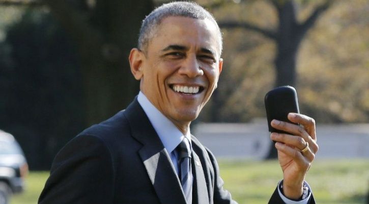 Barack Obama with his Blackberry and BBM