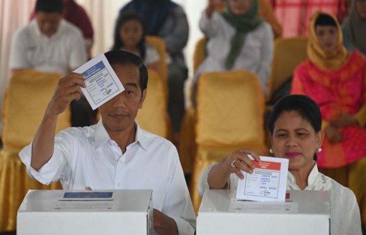 Voters In 14,000 Islands In Indonesia Set To Elect Their President ...