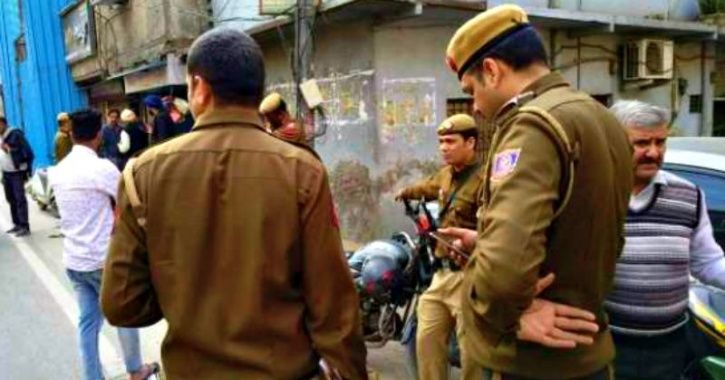 ‘Are Your Flatmates From Jammu & Kashmir?’: Delhi Police Barges In To Womens’ Apartment With Questio