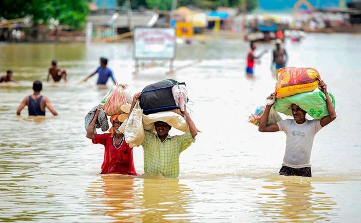 23 Heartbreaking Pictures From States Where Heavy Rainfall Has Wreaked ...