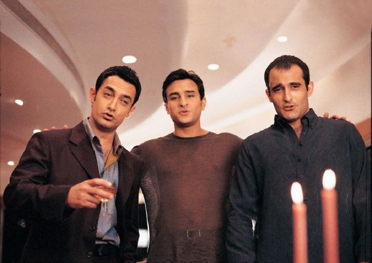 Saif and Aamir in Dil Chahta Hai.