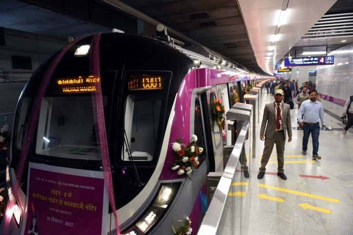 https://www.indiatimes.com/news/india/engineering-marvel-10-facts-about-delhi-metro-that-make-it-the