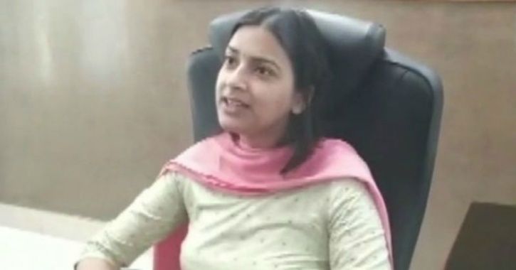 This Bihar IAS Officer Has Adopted Daughters Of Two Pulwama Terror ...