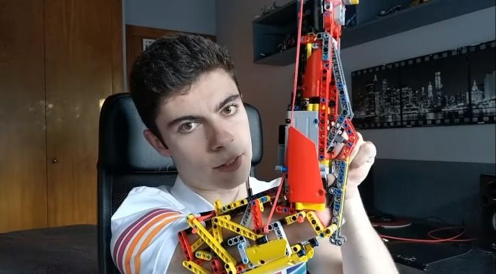 Lego prosthetic arm