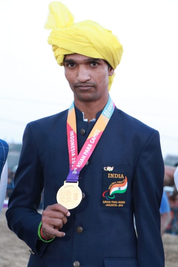 Narayan Thakur, Para Athlete, 2018 Asian Para Games, Amit Khanna, sprinting, gold medal, disabled, h