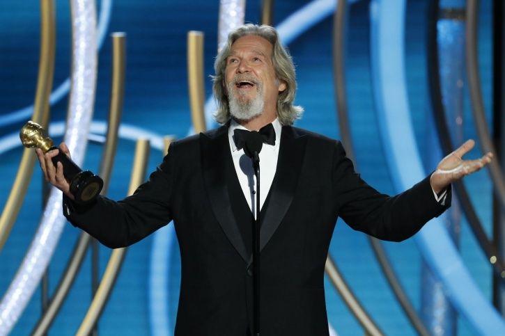 The Dude Jeff Bridges Glorious Golden Globes Speech Gets A Big Thumbs Up From The Internet 