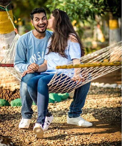13 Hilarious Pre-Wedding Shoot Pictures You'd Never Want To Pick Ideas From!