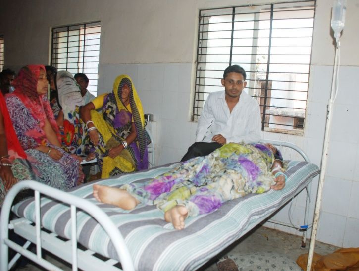 Madhya Pradesh, pregnant woman, medical apathy, treatment, government hospital, patients