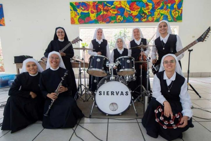 Meet The Nuns Who Play Rock & Rock Christian Songs & They