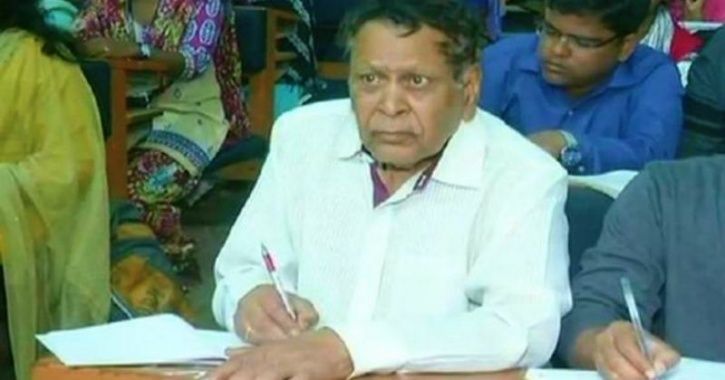 Narayn Sahu a 81-Year-Old Former Parliamentarian Is Now Living In A Student Hostel & Pursuing PhD