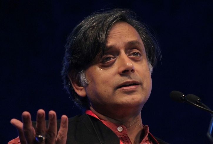 An Era of Darkness by Shashi Tharoor An Era of Darkness by Shashi Tharoor