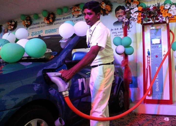 To Make India Electric Car Friendly, Govt. Will Soon Install 1,000