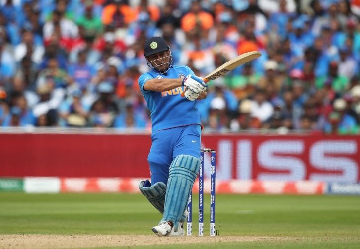 MS Dhoni made 50