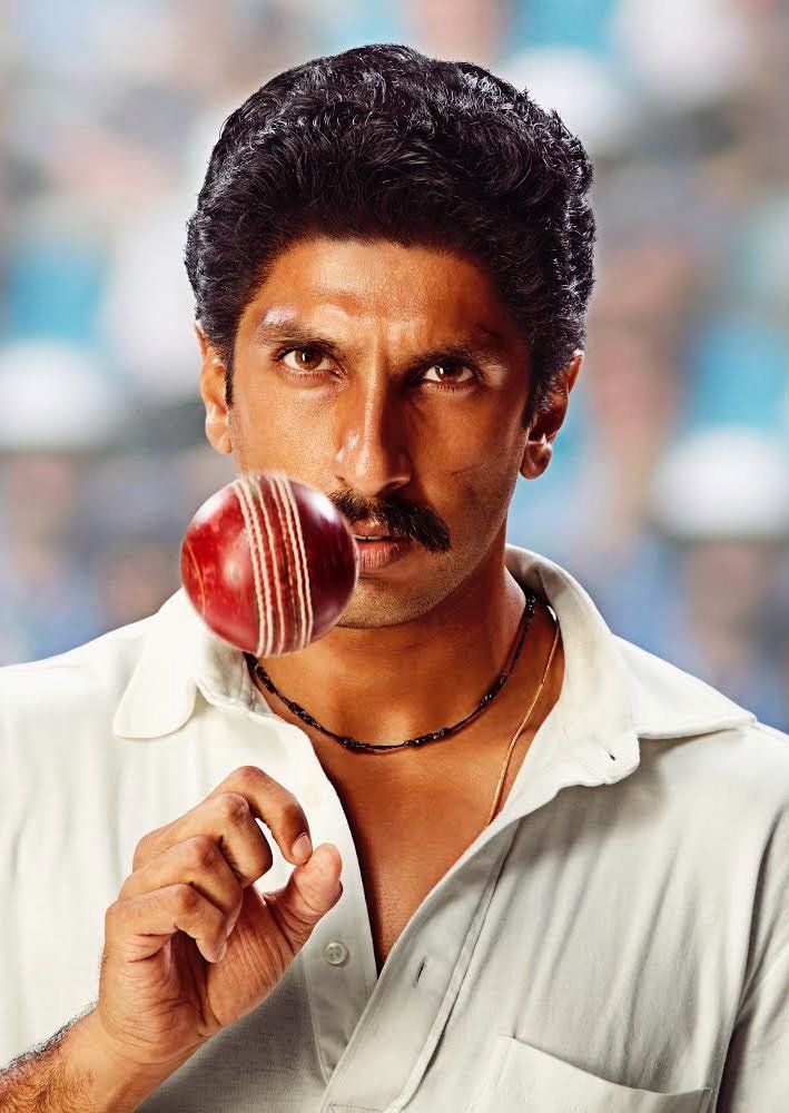 Ranveer Singh Bowls Fans & Cricketers Over With His First Looks As Kapil Dev & We’re Gushing