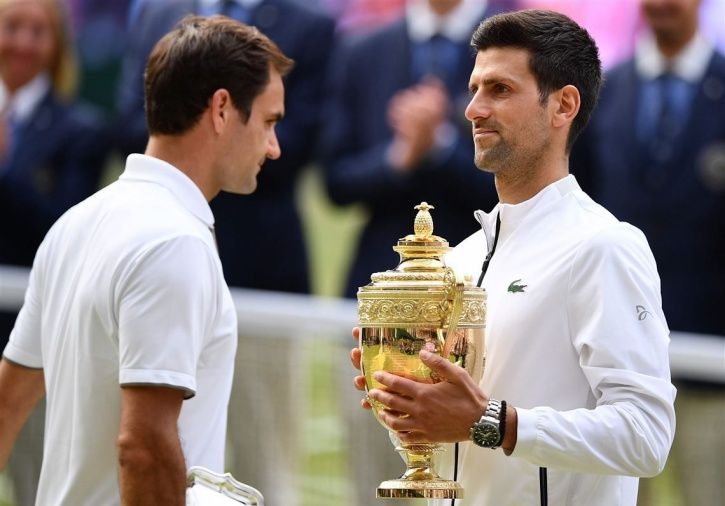 Roger Federer vs Novak Djokovic at Wimbledon final.