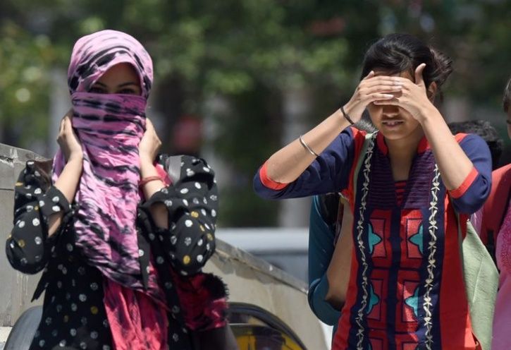 10 Images Show The Effects Of Deadly Heat Wave Spreading Across India