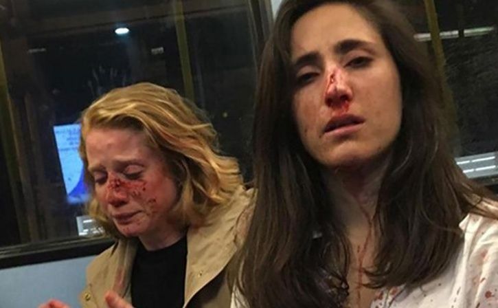 Lesbians Attacked On London Bus For Refusing To Kiss For Men