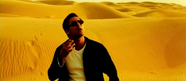 Salman Khan in desert in Hum Dil De Chuke Sanam.