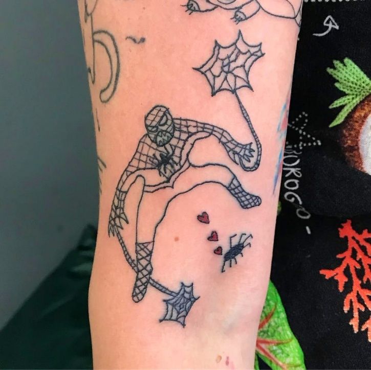 This Tattoo Artist Can't Draw And She's Famous For Making The Funniest, Ugliest  Tattoos