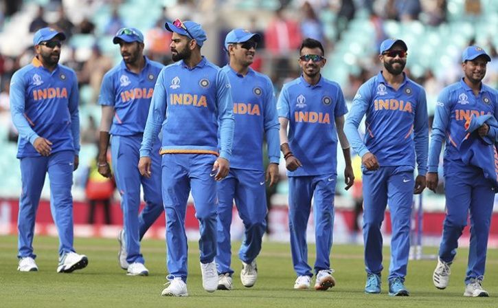 Virat Kohli Team India Blowing Off Steam Ahead Of Their World Cup Opener By Playing A Game Of Pai