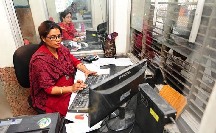 women employee in indian railway