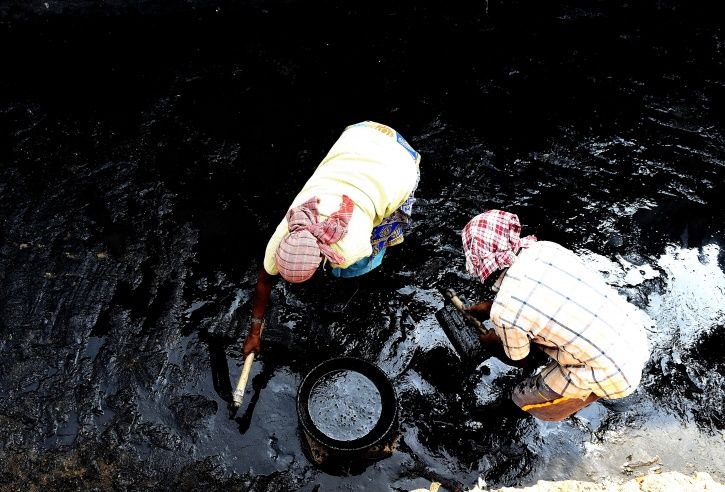 More Deaths In Indian Sewers Despite Modi Promising To Eradicate Manual Scavenging By 2019