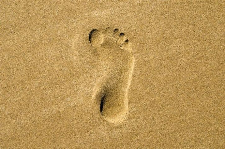 Scientists find oldest human footprint dating back over 15 000 years in 