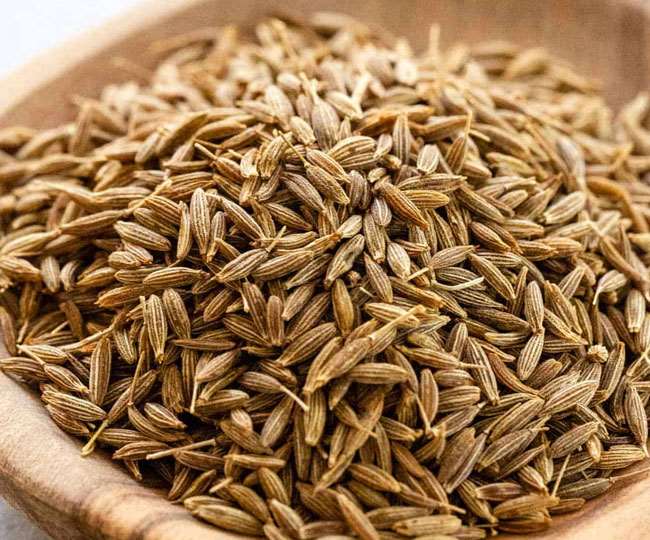 Delhi Police Raided A Fake Cumin Seed Factory In Bawana, 20,000 Kg Fake ...