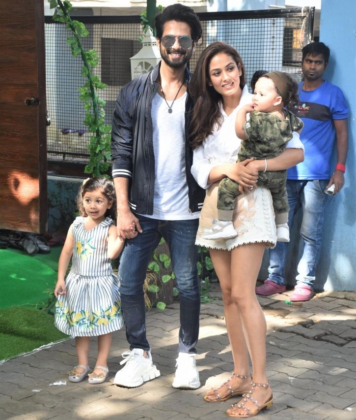 Shahid Kapoor with family.