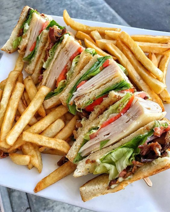 7 Easy Work Lunch Recipes That Will Make You The Most Popular Person In
