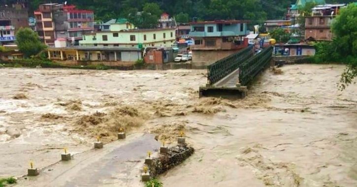 Brave Tractor Driver Rescues 20 Children Trapped Inside Jeep In Flood-Hit River In Kangra