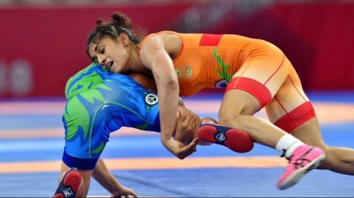 Vinesh Phogat booked a place in the last 8 of the World Wrestling Championships by beating Sofia Mat