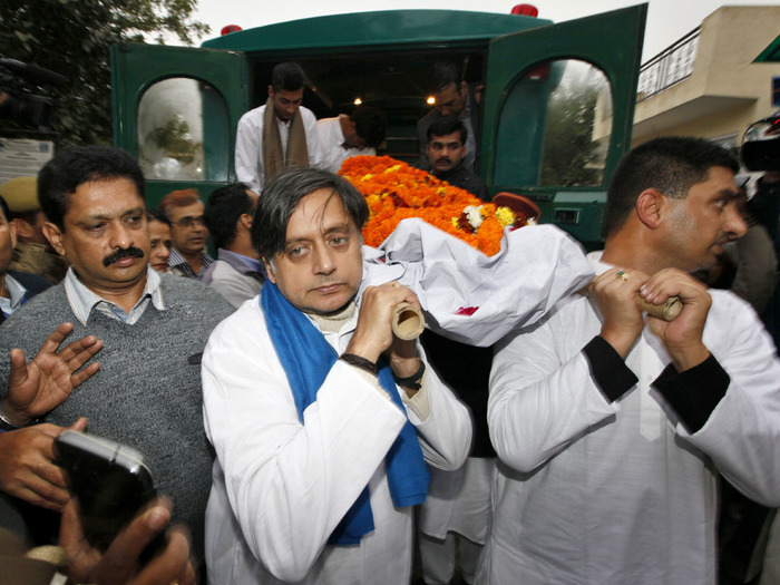 #sunandamurder: Is Shashi Tharoor Guilty?