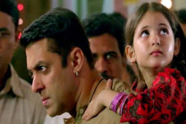 Wondering Where You Have Seen The Little Girl From Bajrangi Bhaijaan!!