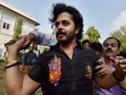 Court Drops Charges Against Sreesanth: Can He Make A Comeback In Team India?