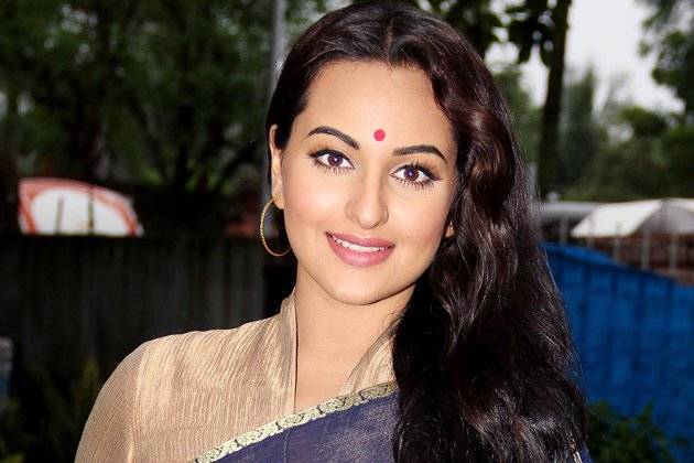 7 Reasons Why Sonakshi Sinha Is A Perfect Mix Between Traditional And Modern