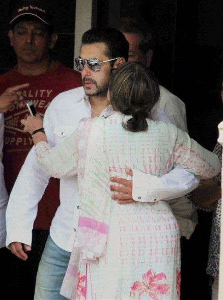 Mumbai High Court Suspends Salman's Conviction; No Jail For Him As Of Now