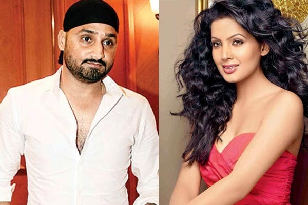 Harbhajan Singh And Geeta Basra's Party Wedding Invitations Revealed!!